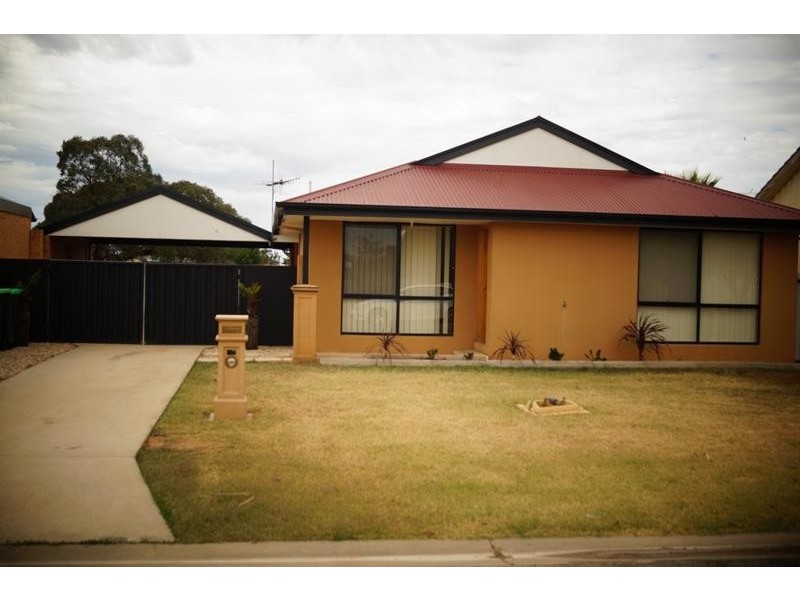 32 Mackenzie Street, Numurkah VIC 3636