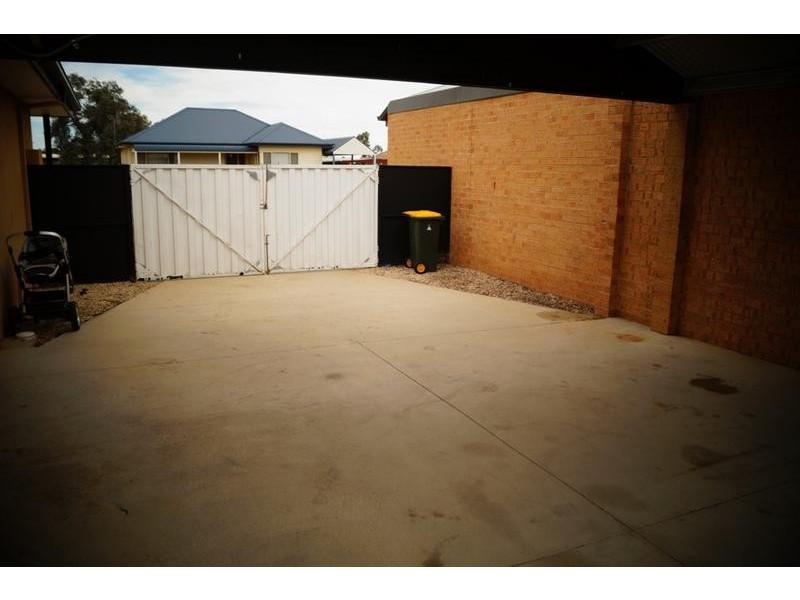 32 Mackenzie Street, Numurkah VIC 3636