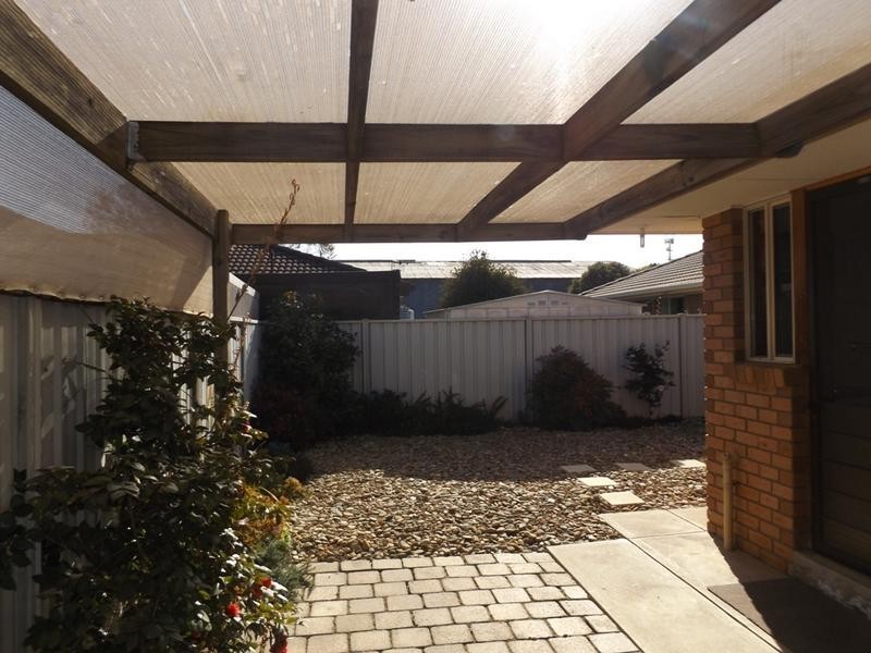 2/5 Brenion Street, Numurkah VIC 3636