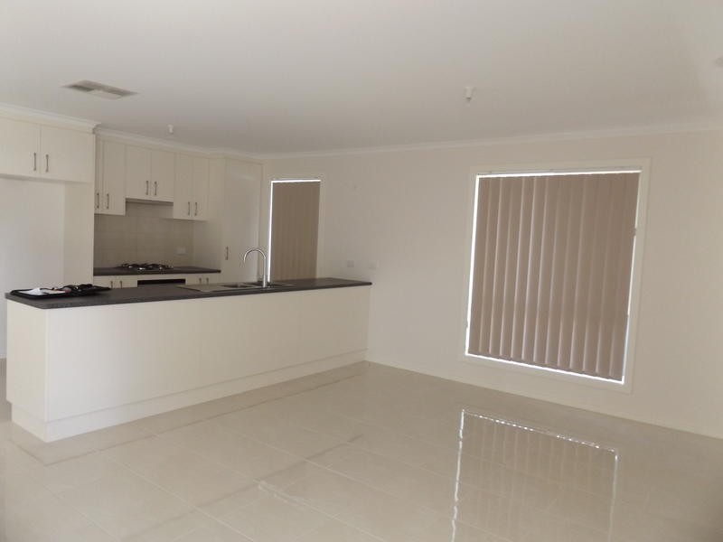 49 Russell Street, Numurkah VIC 3636