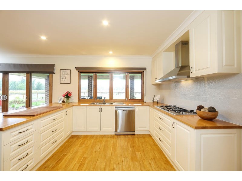 397 Fuzzards Road, Numurkah VIC 3636