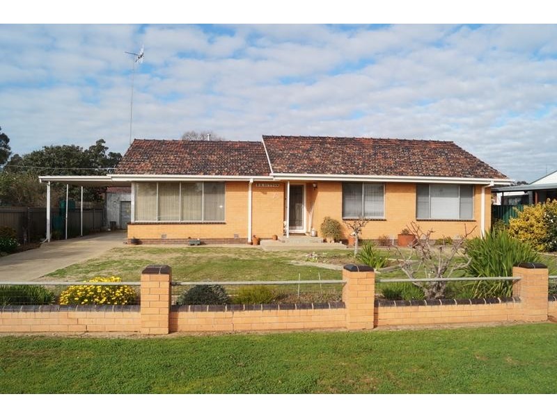 7 Swallow Street, Numurkah VIC 3636