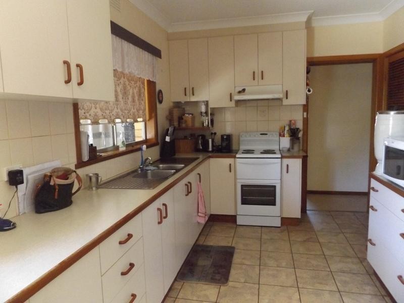 11 Rowe Street, Numurkah VIC 3636