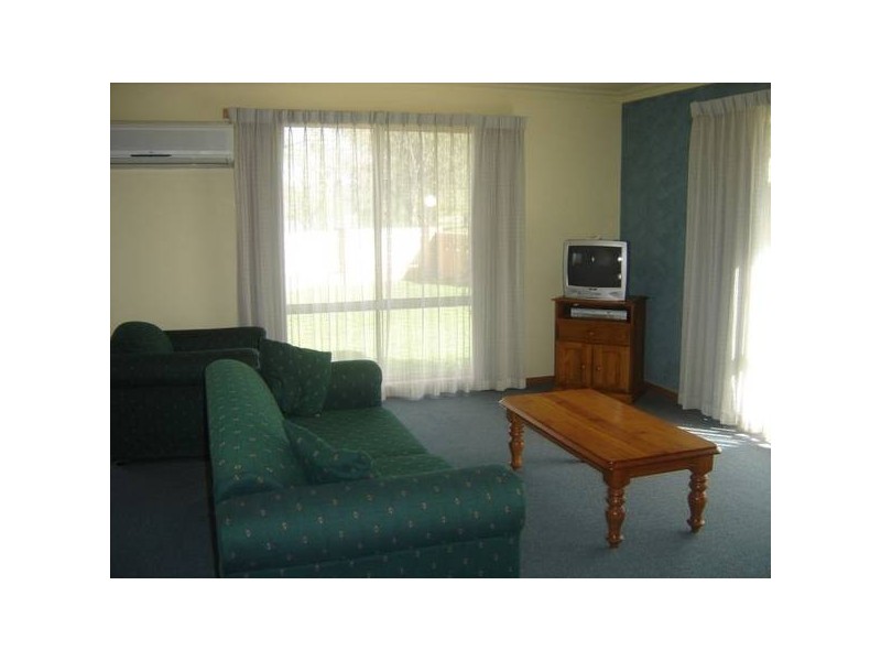 26 Wattle Drive, Numurkah VIC 3636