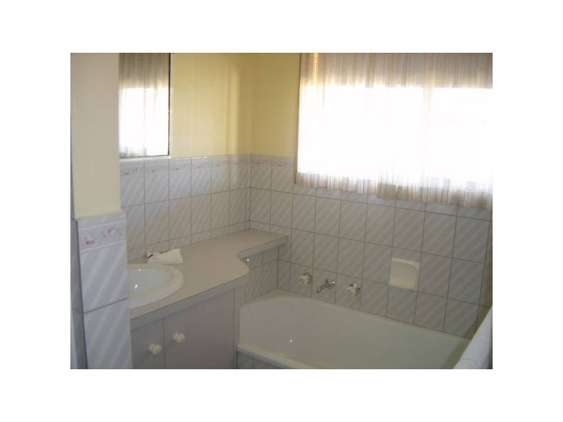 26 Wattle Drive, Numurkah VIC 3636