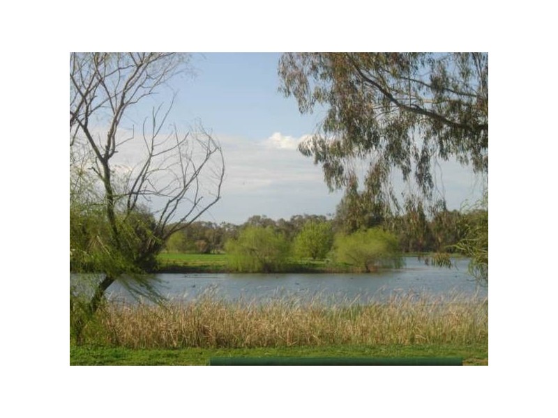 26 Wattle Drive, Numurkah VIC 3636