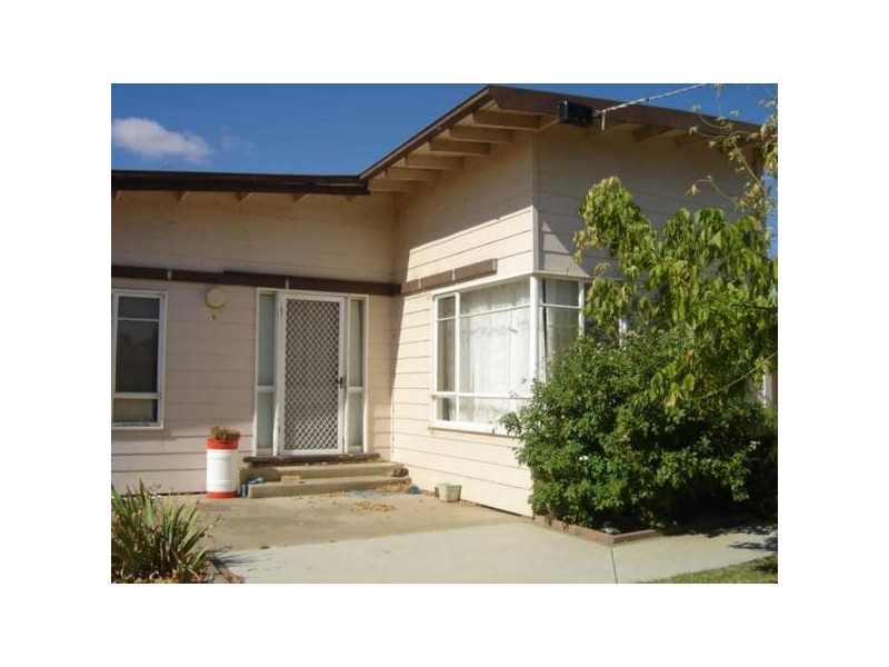 1/11 Dolphin Street, Numurkah VIC 3636