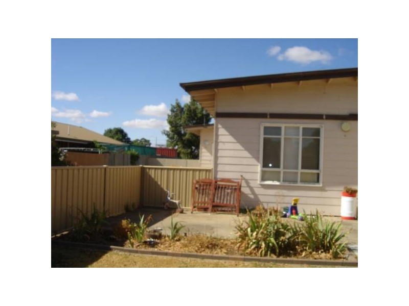 1/11 Dolphin Street, Numurkah VIC 3636