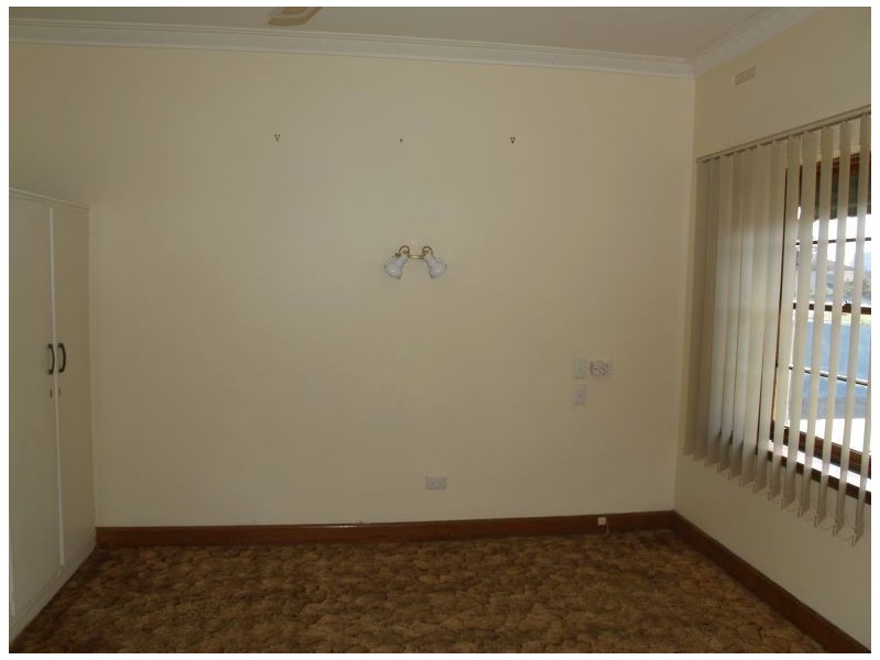 16 Madeline Street, Numurkah VIC 3636