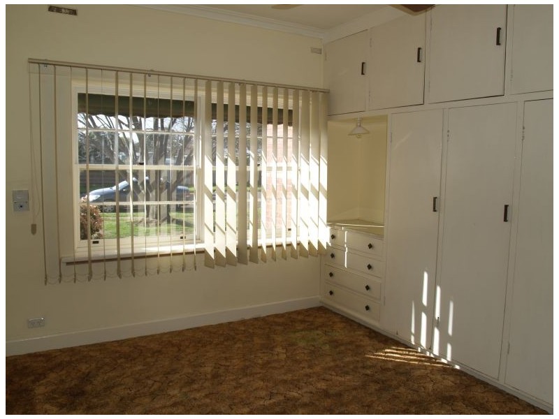 16 Madeline Street, Numurkah VIC 3636