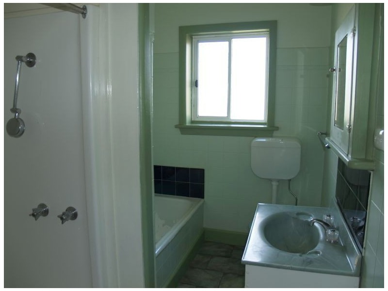 16 Madeline Street, Numurkah VIC 3636