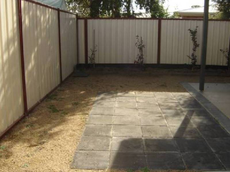 1/7 Olivia Court, Numurkah VIC 3636