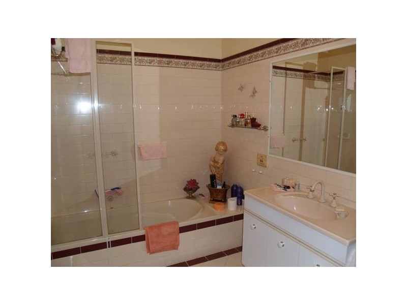 20 Meiklejohn Street, Numurkah VIC 3636