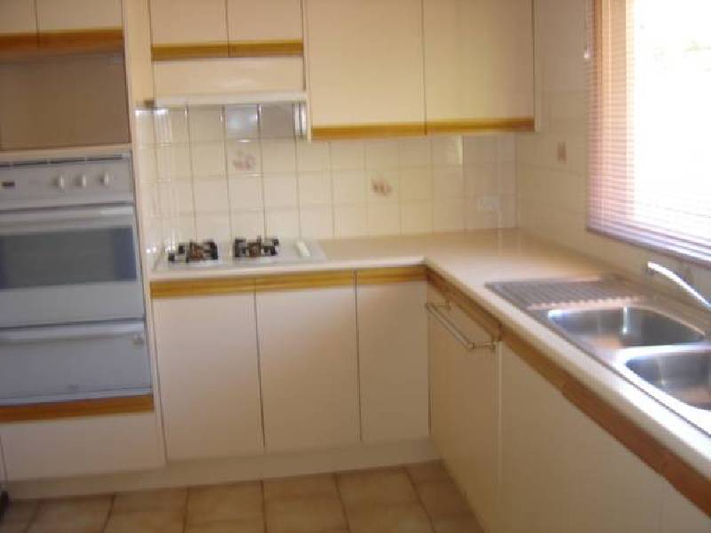 16 Toorak Street, Numurkah VIC 3636