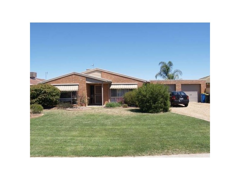 24 Madeline Street, Numurkah VIC 3636