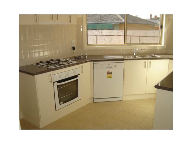 2/2 Meiklejohn Street, Numurkah VIC 3636