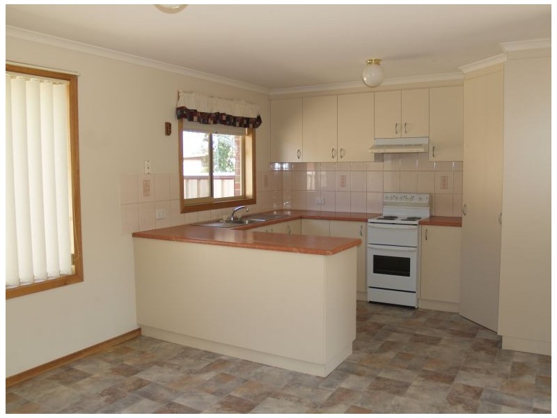 9 Railway Place, Numurkah VIC 3636