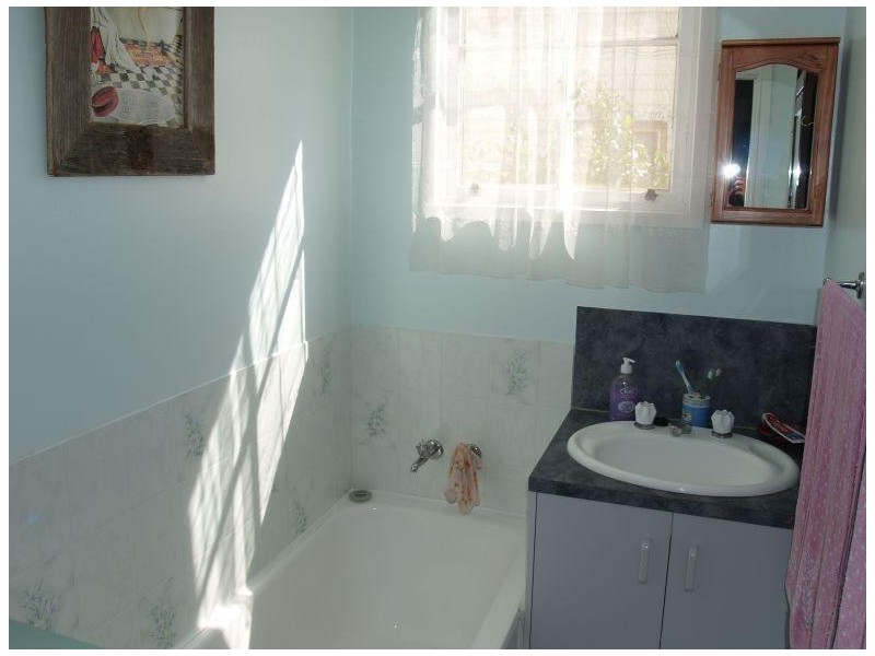 10 Mcdonald Street, Numurkah VIC 3636