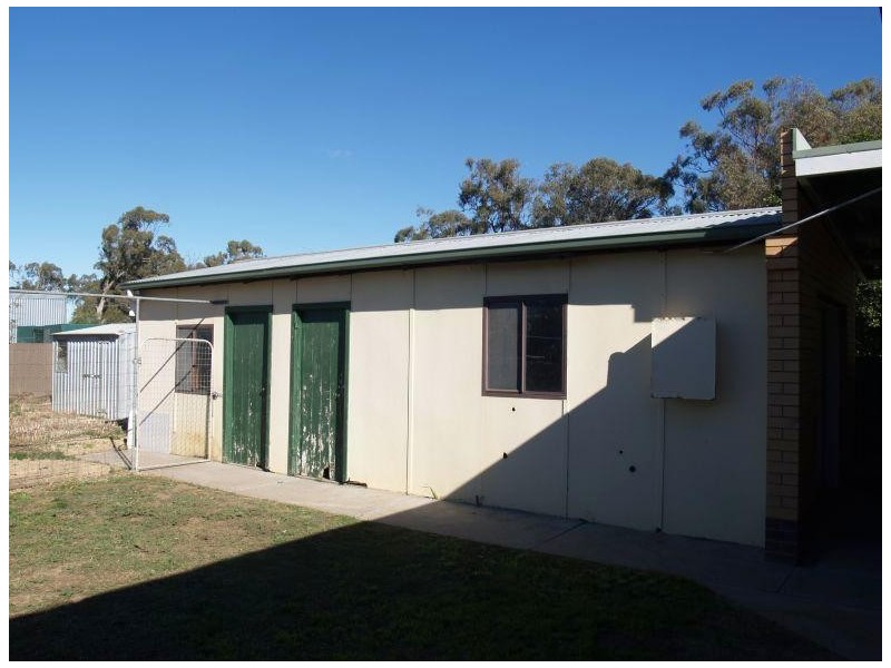 81 Knox Street, Numurkah VIC 3636