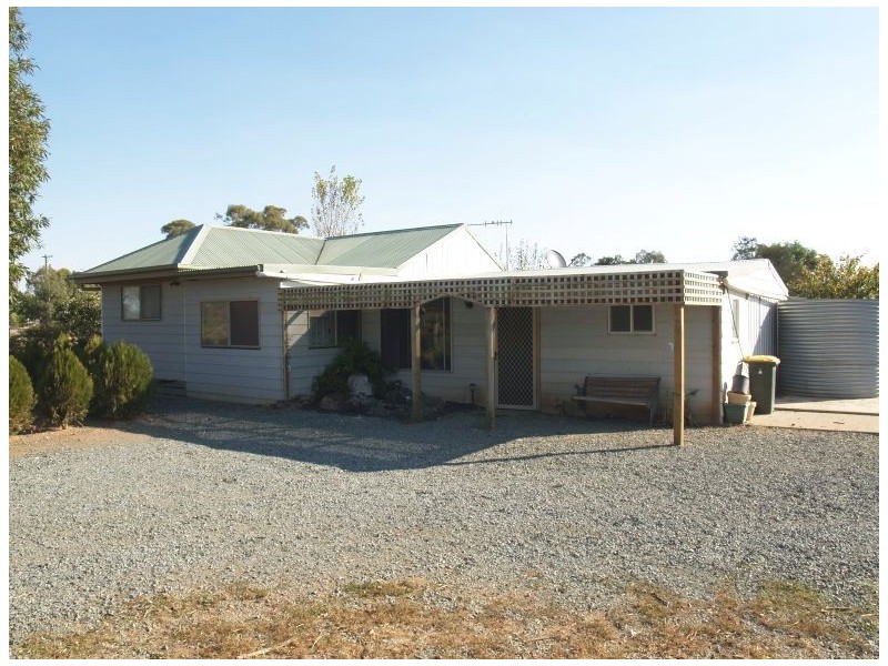 31 Ferris Street, Bearii VIC 3641