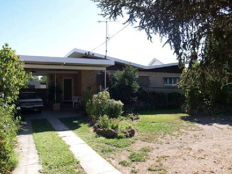 5 Mc Gregor Street, Numurkah VIC 3636