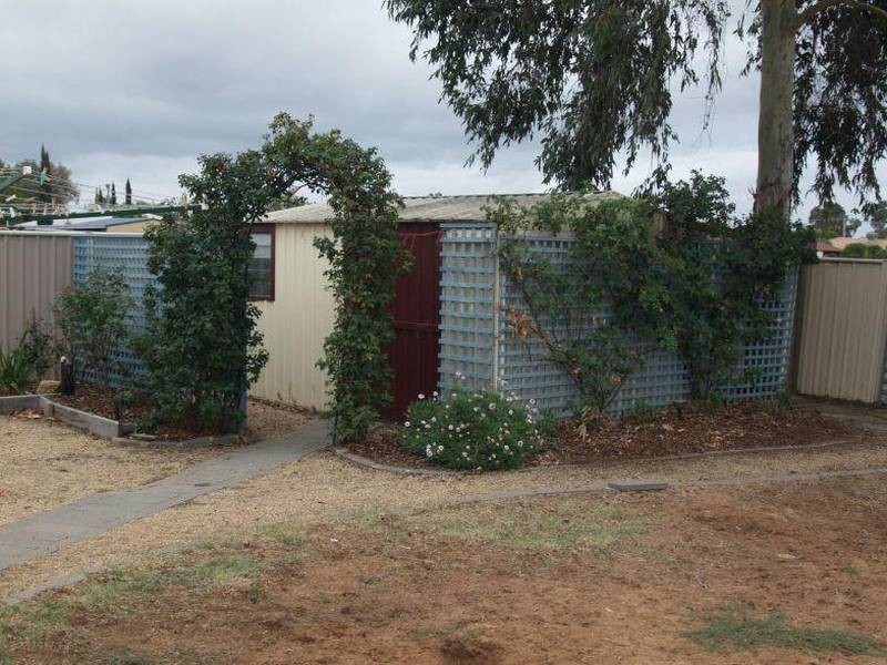 16 Wattle Drive, Numurkah VIC 3636