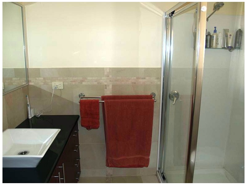 25 Maple Crescent, Numurkah VIC 3636