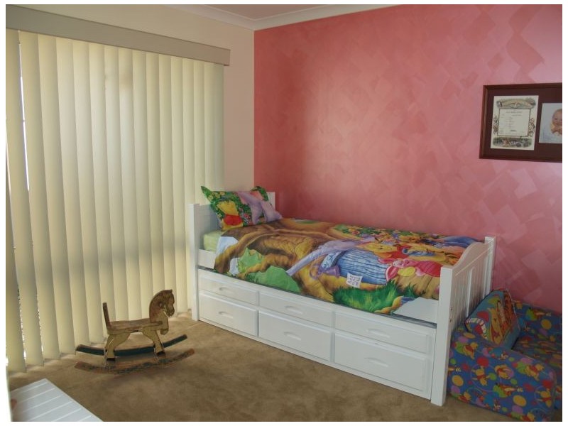 25 Maple Crescent, Numurkah VIC 3636