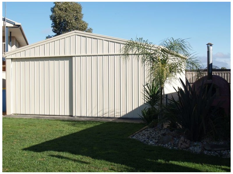 25 Maple Crescent, Numurkah VIC 3636