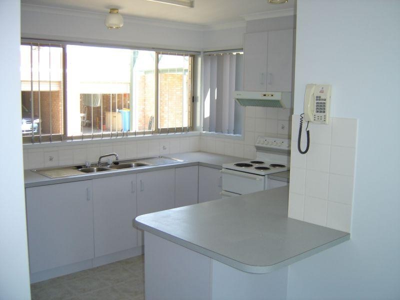 2 21 Newby Street, Numurkah VIC 3636