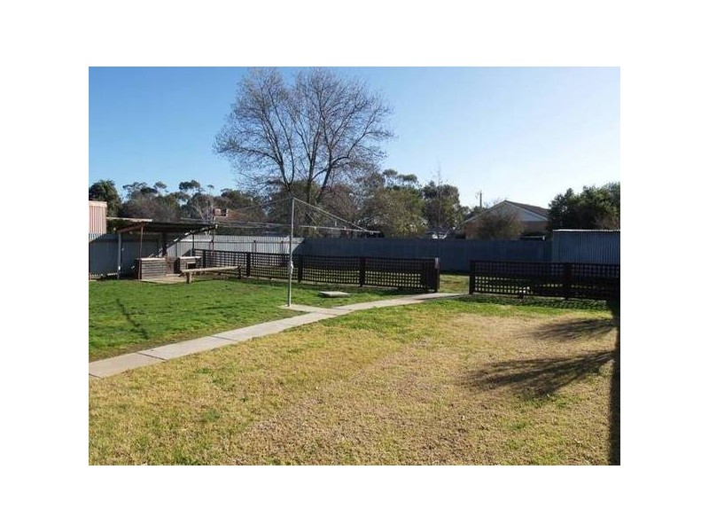 Rowe Street, Numurkah VIC 3636