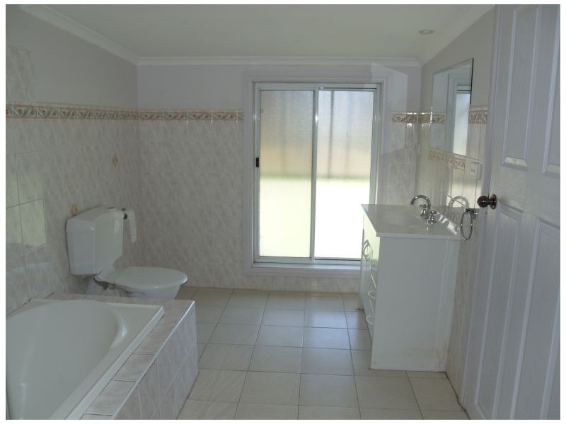 8 Paterson Street, Numurkah VIC 3636