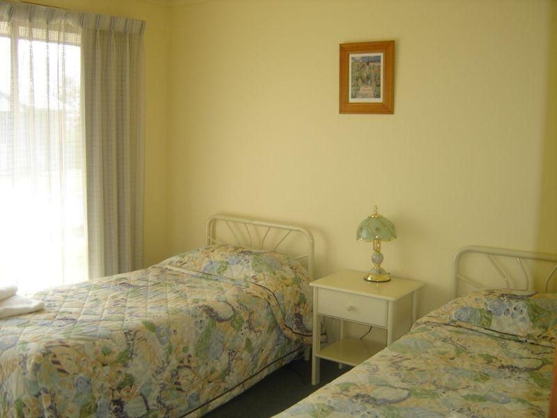 64, 24 Wattle Drive, Numurkah VIC 3636