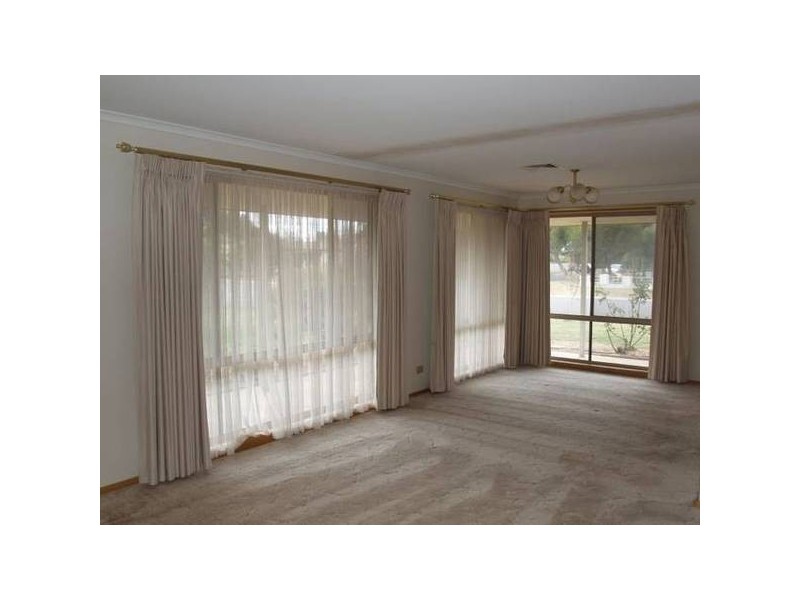 18 Cullen Court, Numurkah VIC 3636