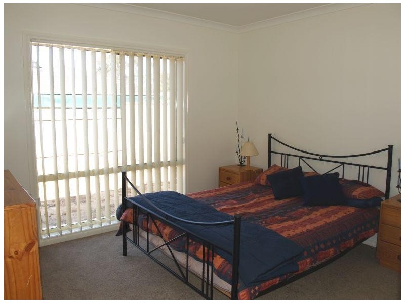 1/2 Meiklejohn Street, Numurkah VIC 3636