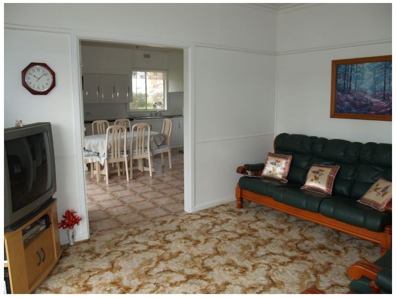 89 Waaia Bearii Road, Waaia VIC 3637