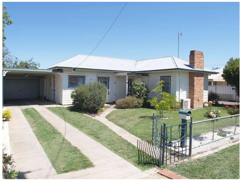 8 Stewart Street, Numurkah VIC 3636