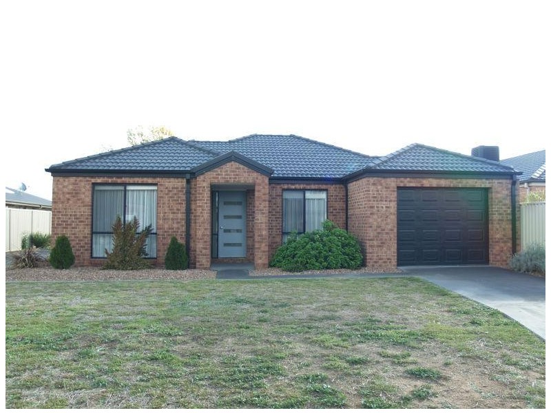 1 12 Nelson Street, Numurkah VIC 3636