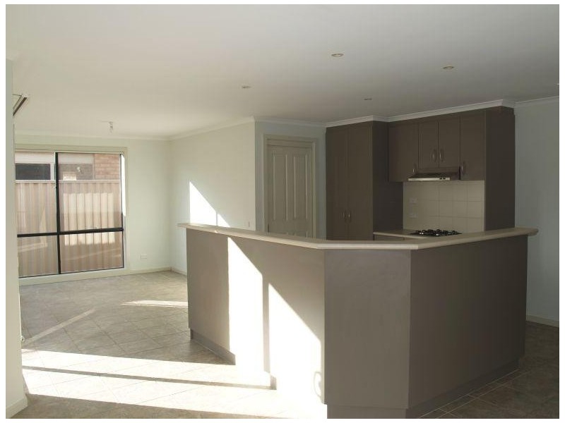 1 12 Nelson Street, Numurkah VIC 3636