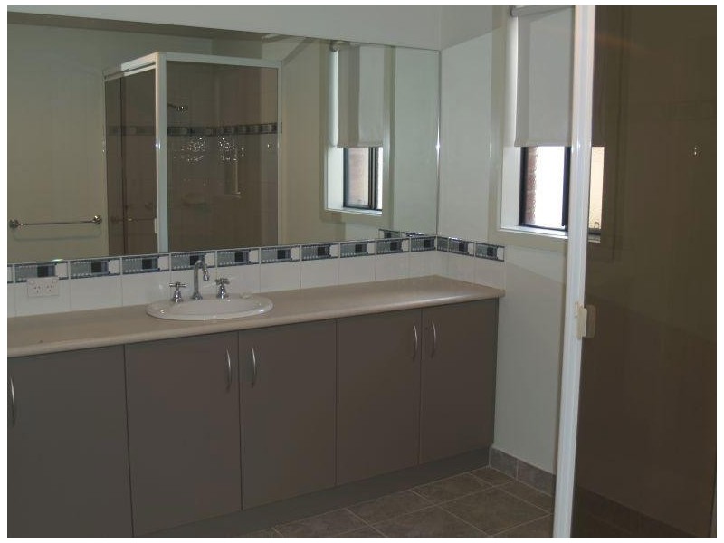 1 12 Nelson Street, Numurkah VIC 3636