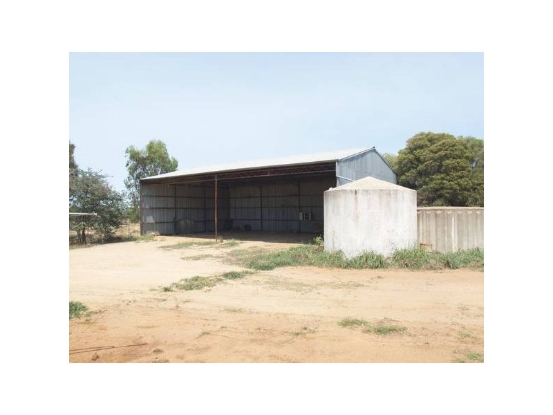 539 Loofs Road, Naring VIC 3636