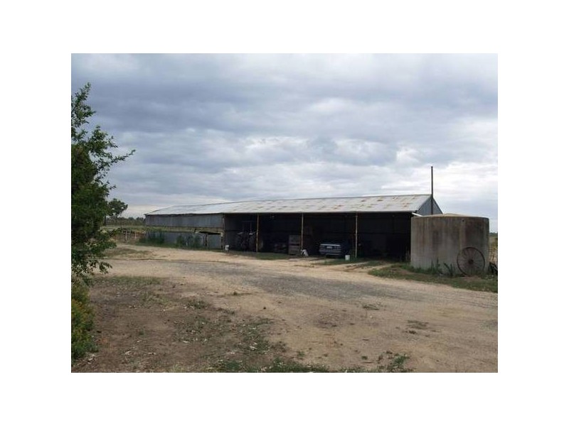 15 Carrs Road, Katunga VIC 3640