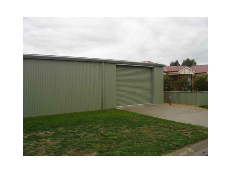 27 Collis Street, Numurkah VIC 3636