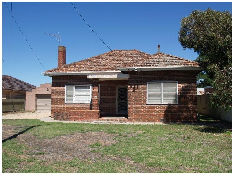 4 Railway Place, Numurkah VIC 3636