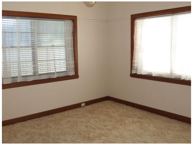 4 Railway Place, Numurkah VIC 3636