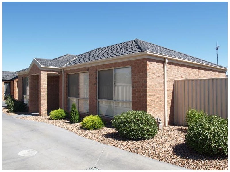 2/12 Nelson Street, Numurkah VIC 3636