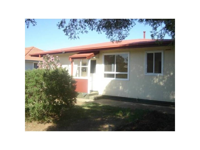 16 Hawker Street, Nathalia VIC 3638