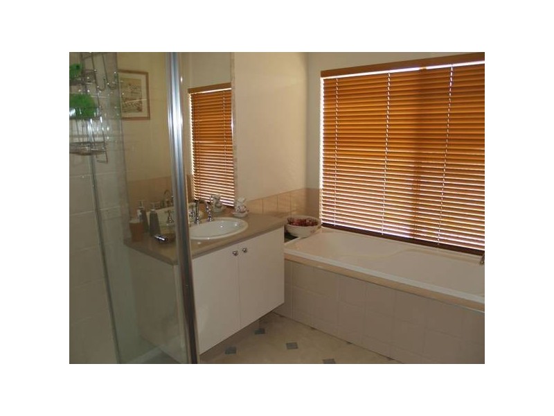 26 Russell Street, Numurkah VIC 3636