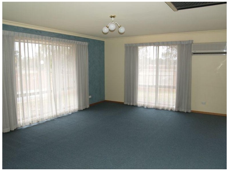 70, 24 Wattle Drive, Numurkah VIC 3636