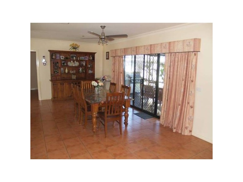 18 Reynolds Drive, Numurkah VIC 3636